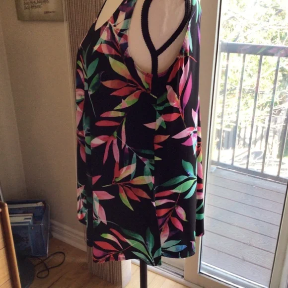 Joseph Ribkoff Tunic Top - Picture 2 of 4